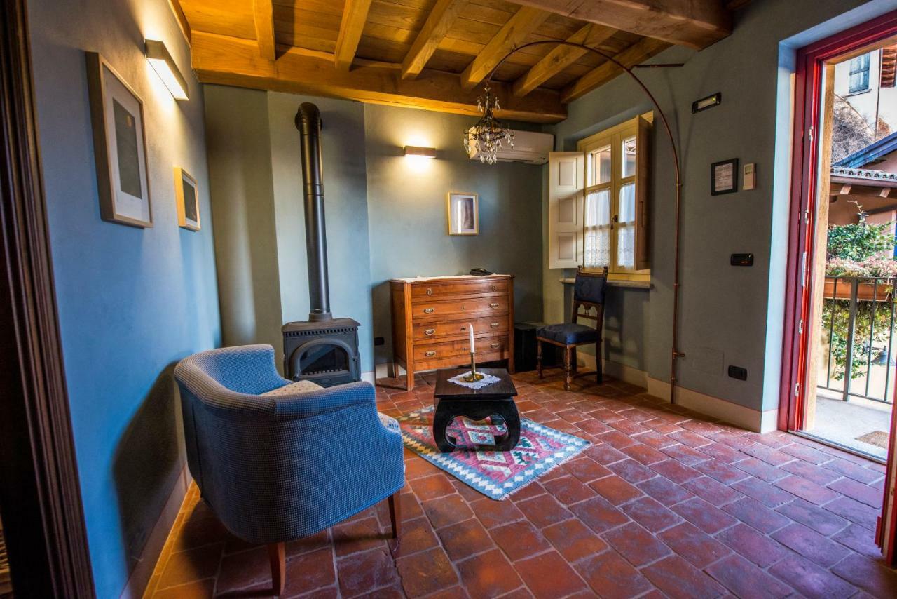 Albergo Ristorante Garibaldi Cisterna dʼAsti Buitenkant foto