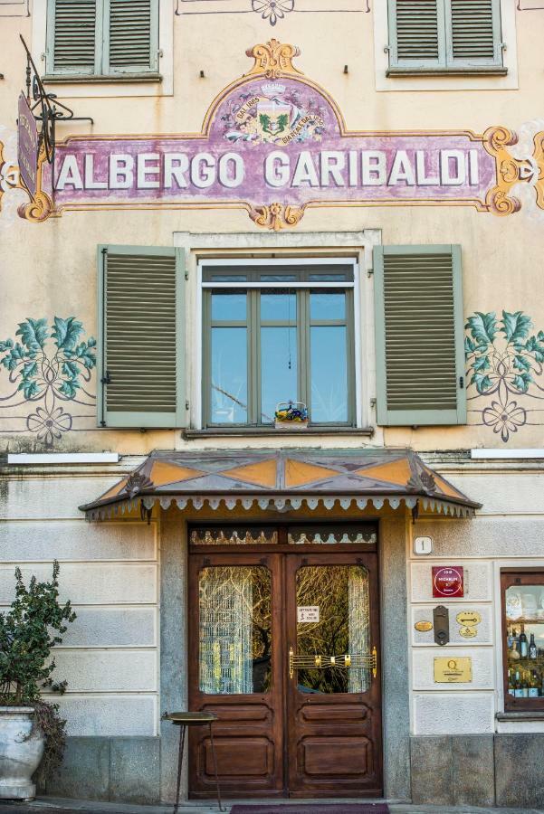 Albergo Ristorante Garibaldi Cisterna dʼAsti Buitenkant foto