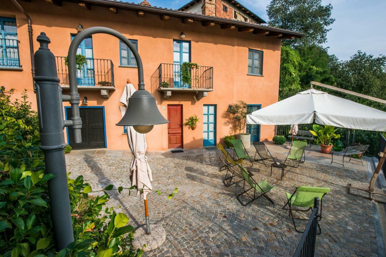 Albergo Ristorante Garibaldi Cisterna dʼAsti Buitenkant foto